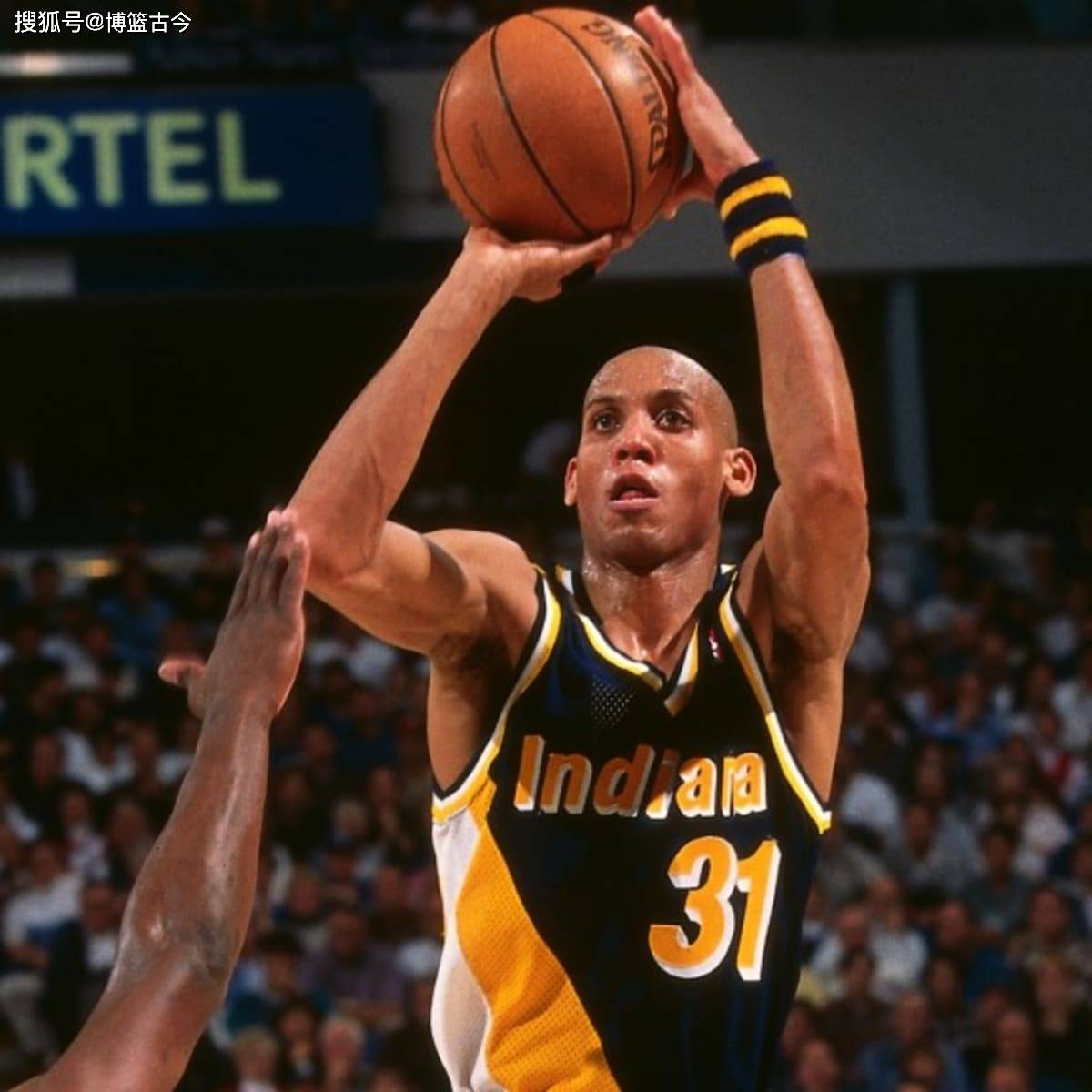 队在锋线补 队在锋线补