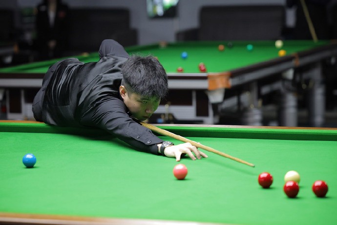 度紧张起来 度紧张起来